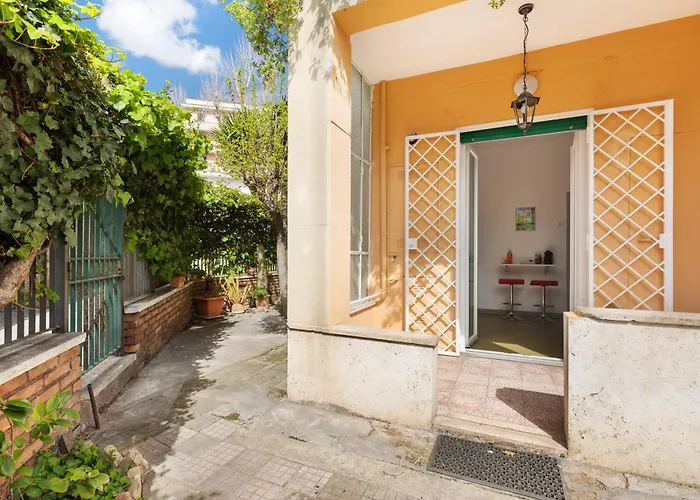 Apartment Chic Garden Retreat Colosseo 10 Min Metro B *